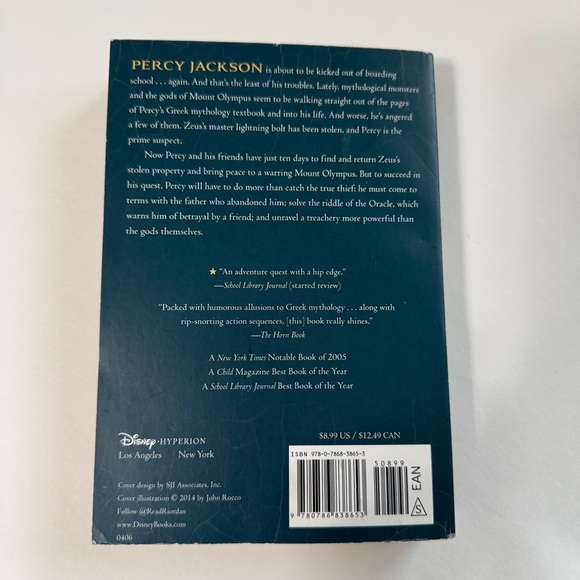 Percy Jackson and the Olympians: The Lightning Thief Book paperback fantasy - Picture 2 of 3